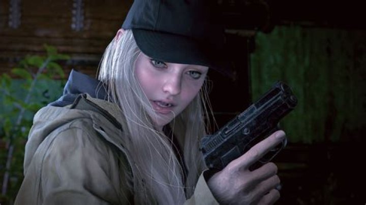 How do I start a new game in re8?