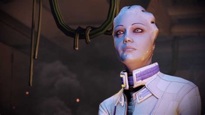 Why does liara hate the Shadow Broker?